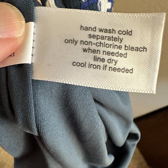 Lane Bryant Off the Shoulders Dress   Size‎ 22/24 - Picture 4 of 9